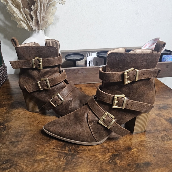 Journee Collection Brown Buckle Ankle Boots - Picture 1 of 6